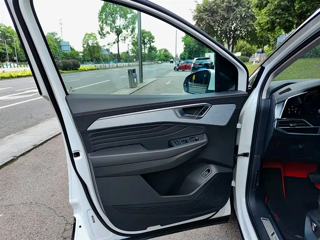 Volkswagen Talagon 2022 380TSI 4WD R-Line Explorer Edition 7-Seater фото 6