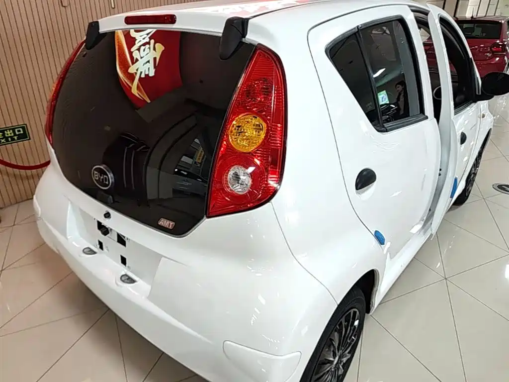 BYD F0 2015 1.0L AMT Xuan Cool Edition фото 24