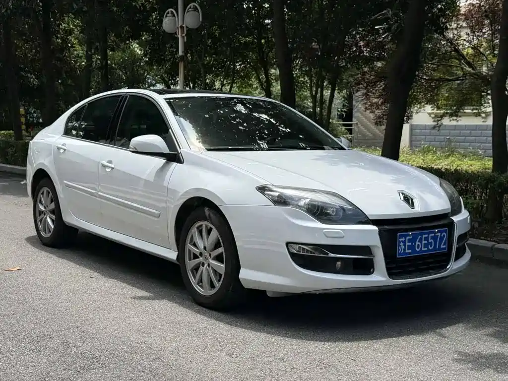Фото 8 - Renault Laguna