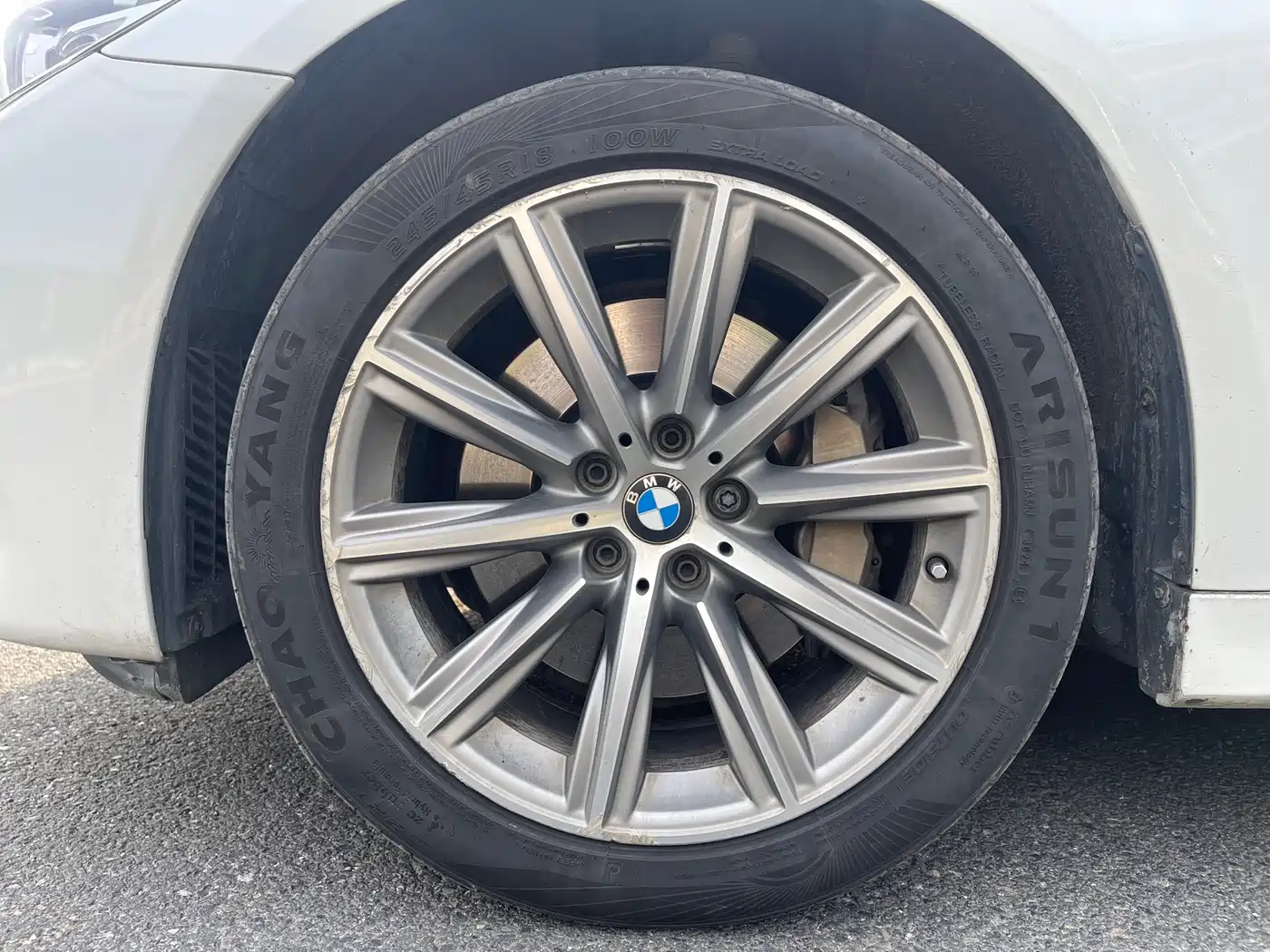 BMW 5 Series 2018 528Li Launch Special Edition фото 5