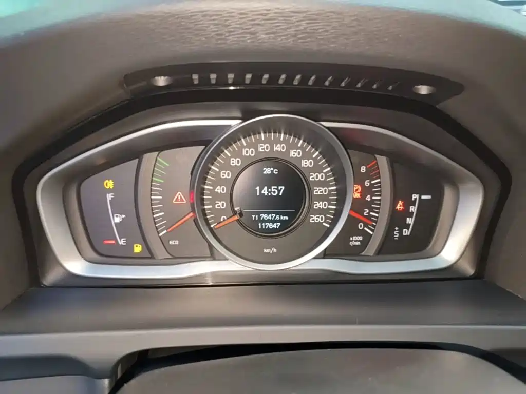 Volvo V60 2015 2015 T5 Momentum