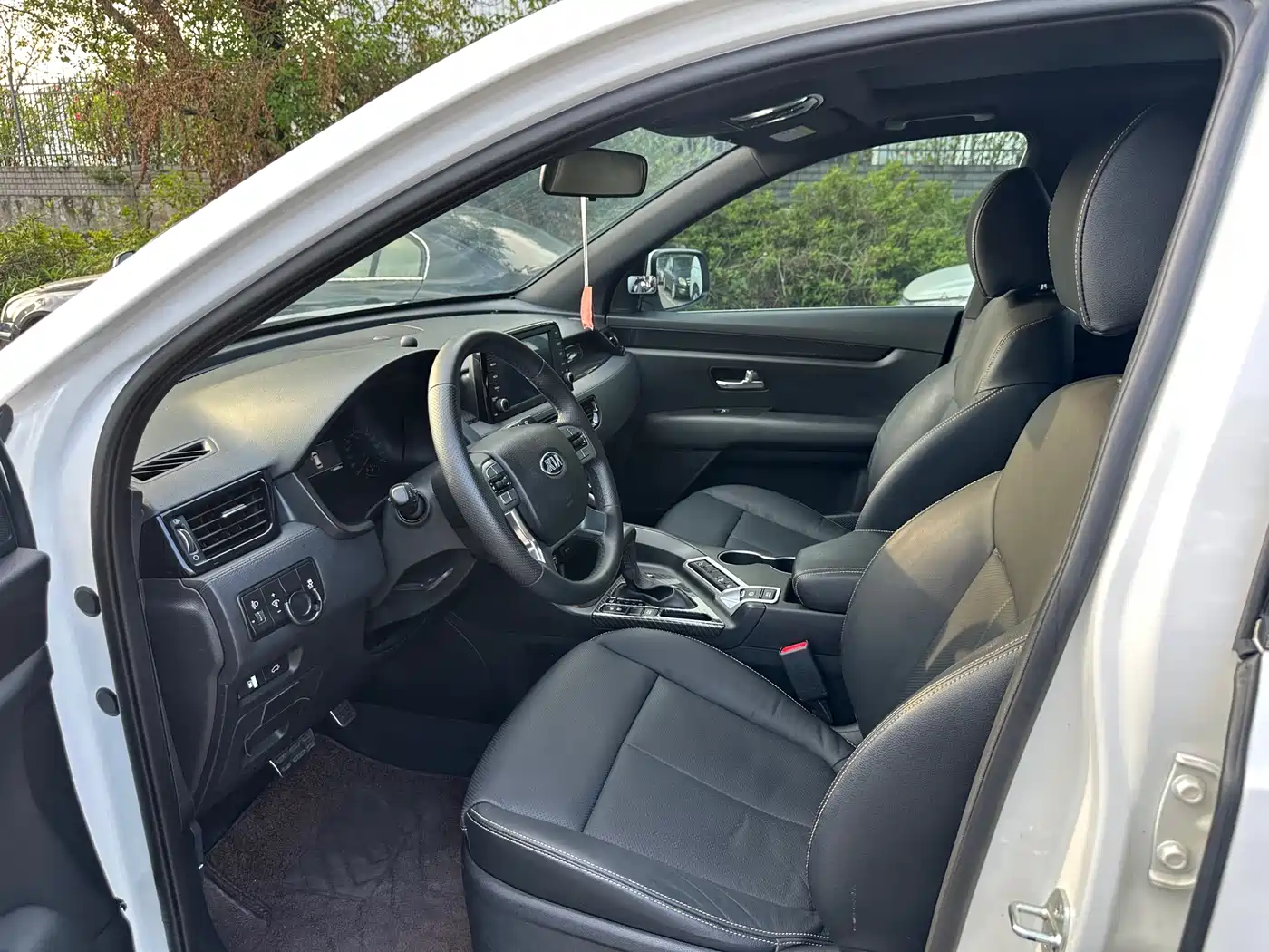 Kia KX7 2017 2.0T Automatic 4WD LUX 7-Seater фото 3