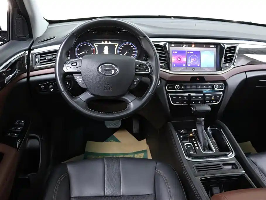 GAC Trumpchi Trumpchi GS8 2017 320T 2WD Luxury Edition (7-Seater) фото 27