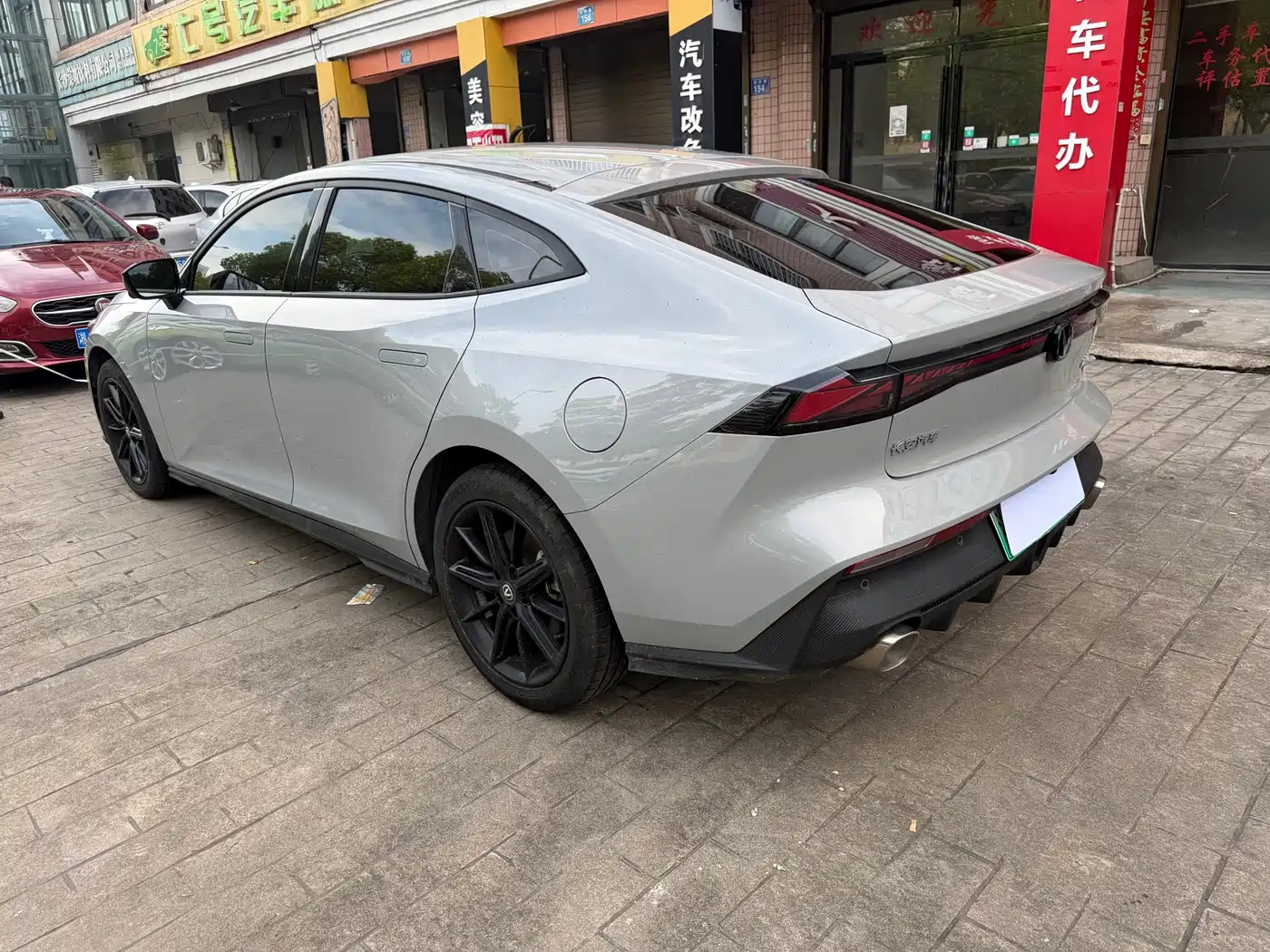 Changan UNI-V iDD 2023 2023 ZhiDian iDD 1.5T 113km Smart Fun Edition