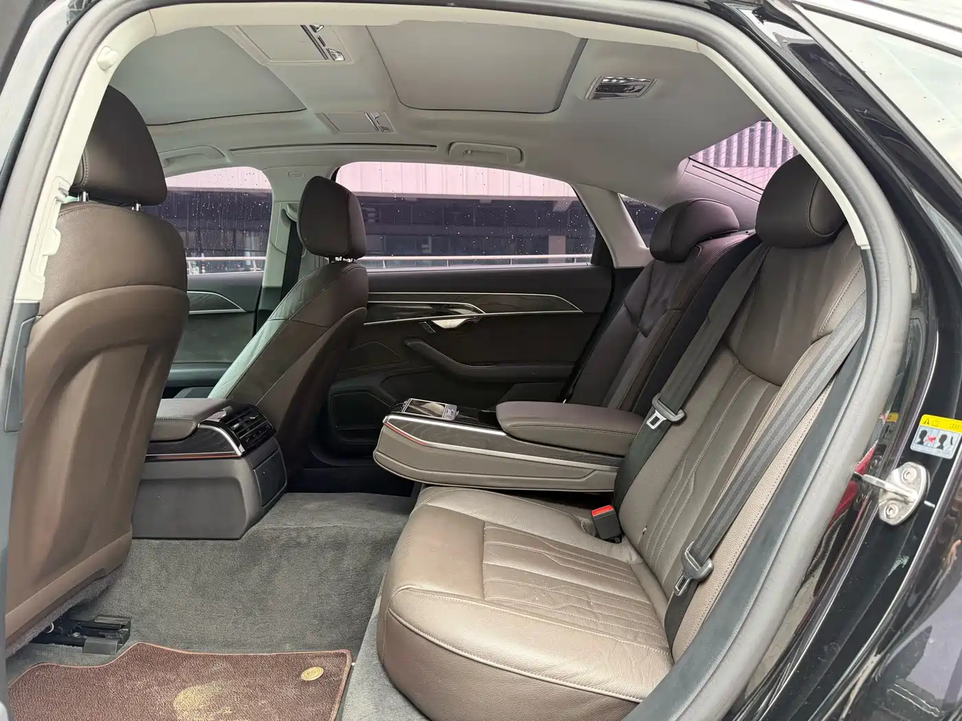 Audi A8 2018 A8L 55 TFSI quattro Launch Elite фото 8