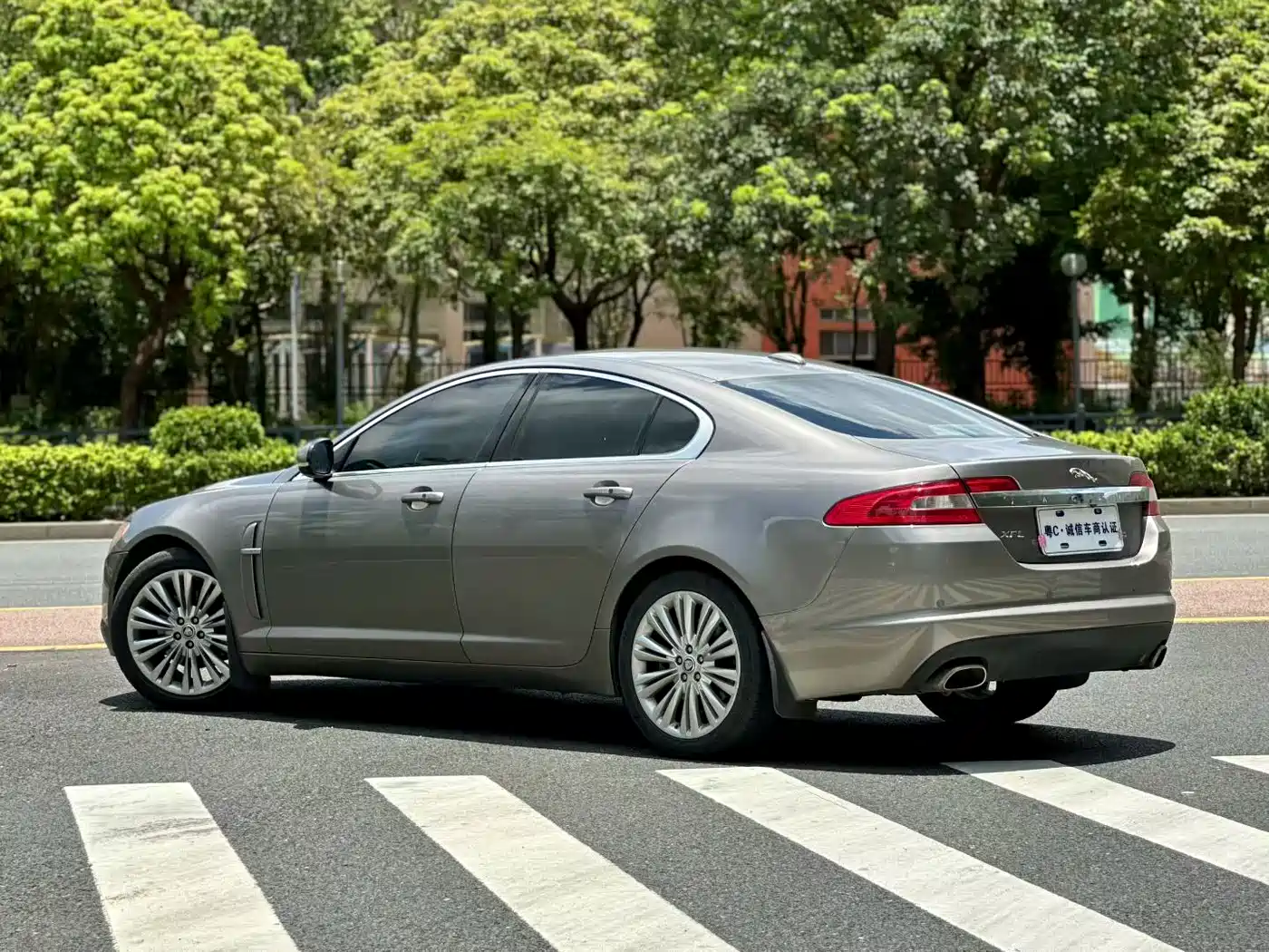 Jaguar XF 2010 2009 Model XF 3.0L V6 Luxury Edition