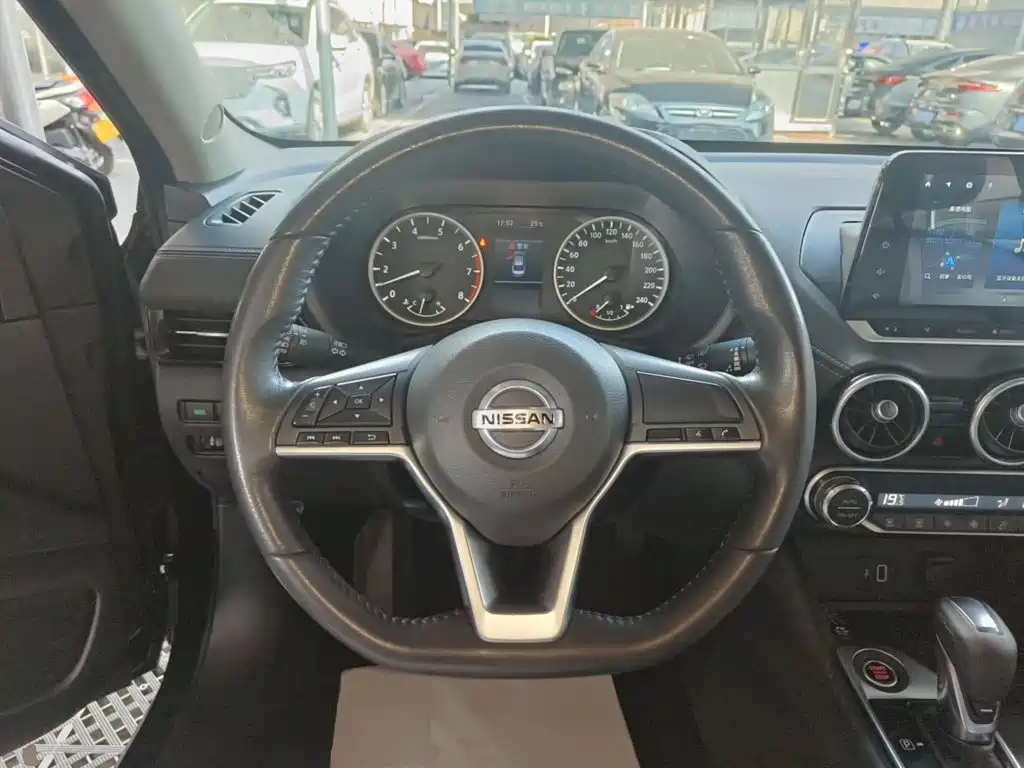 Nissan SYLPHY, миниатюра 7
