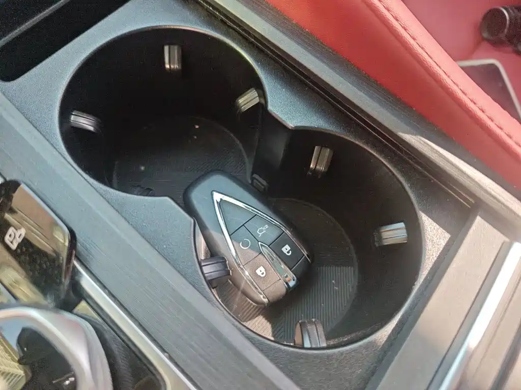 Фото 9 - Changan CS75 PLUS