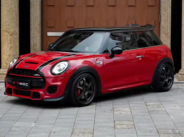 MINI JCW 2019