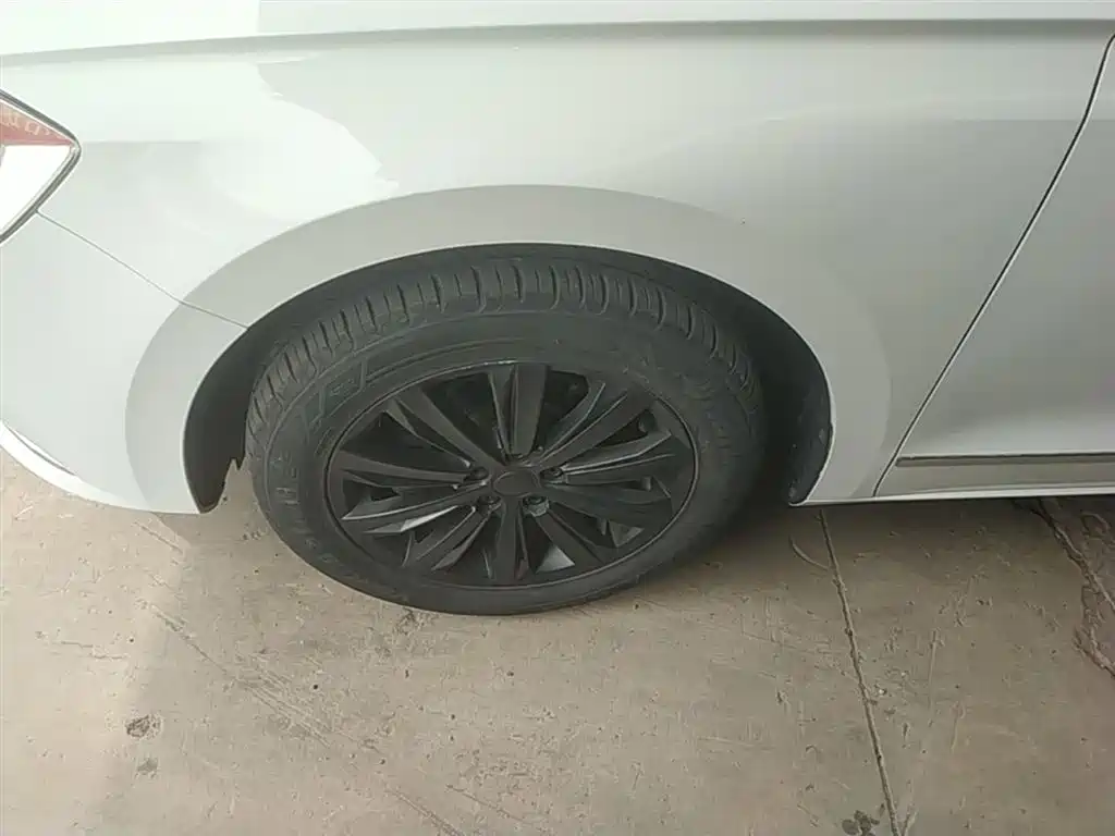 Volkswagen Bora 2016 Model 1.6L Automatic Comfort фото 23
