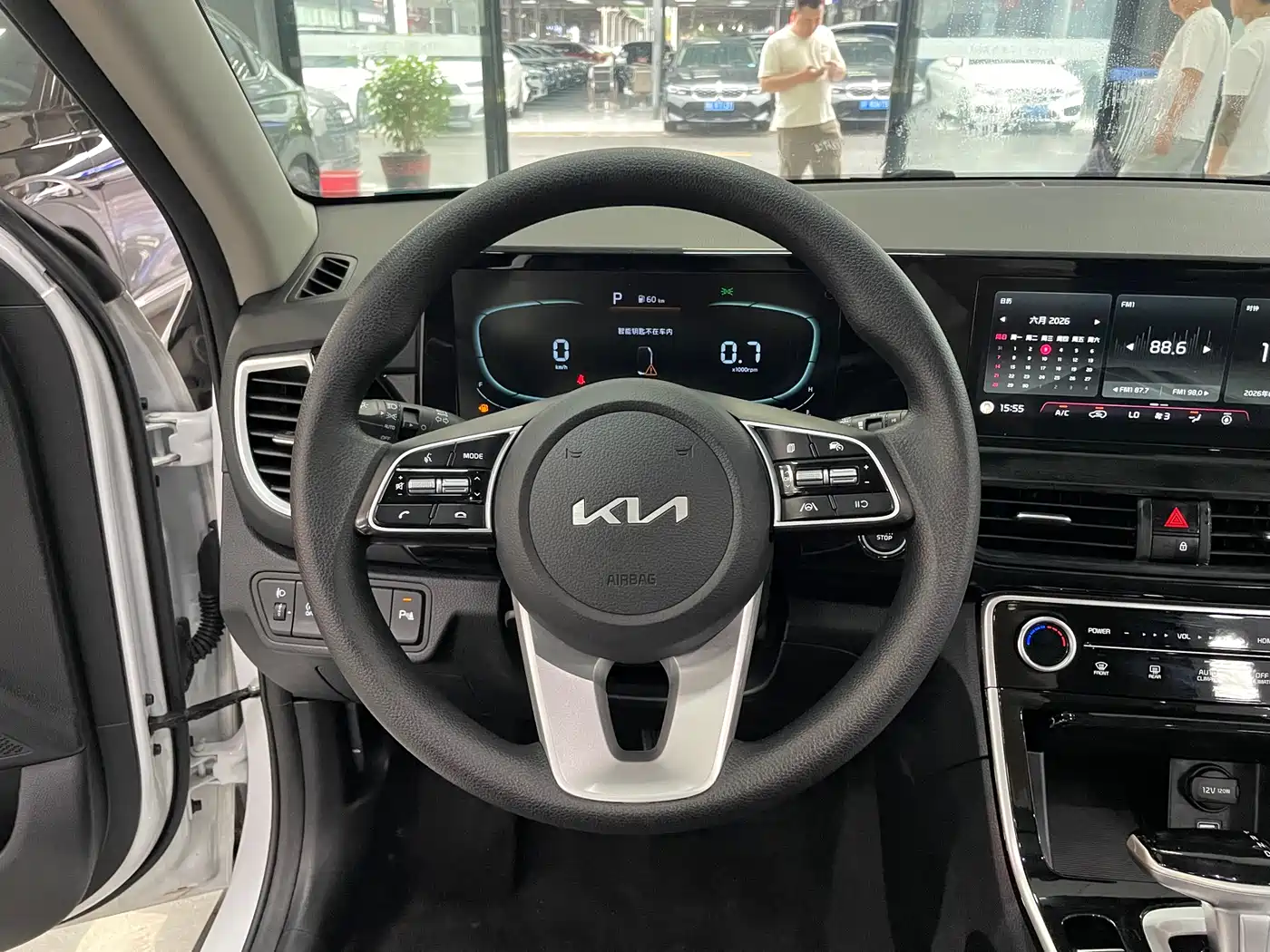 Kia Seltos 2023 1.5L CVT Luxury Edition фото 9