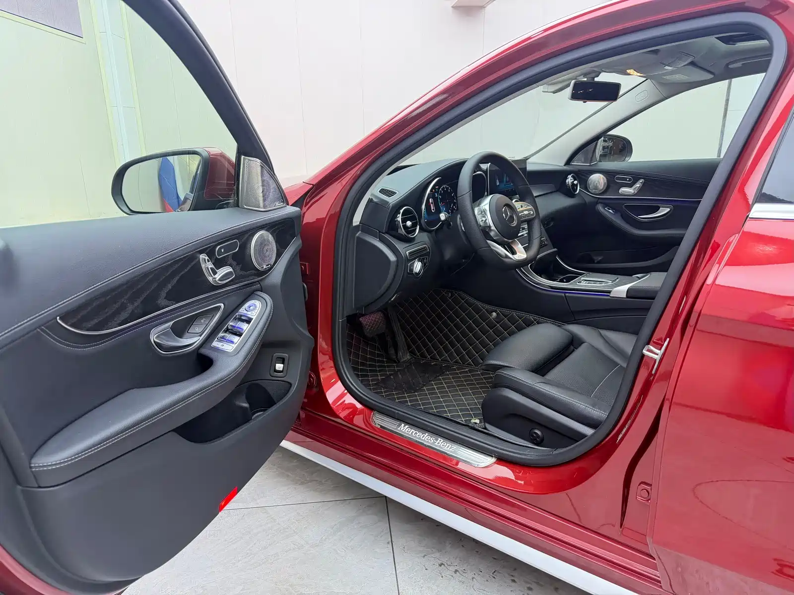 Фото 7 - Mercedes-Benz C-Class