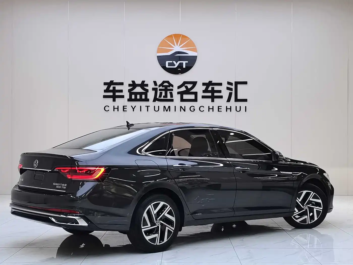 Volkswagen Sagitar 2023 300TSI DSG Surpassing Edition фото 5
