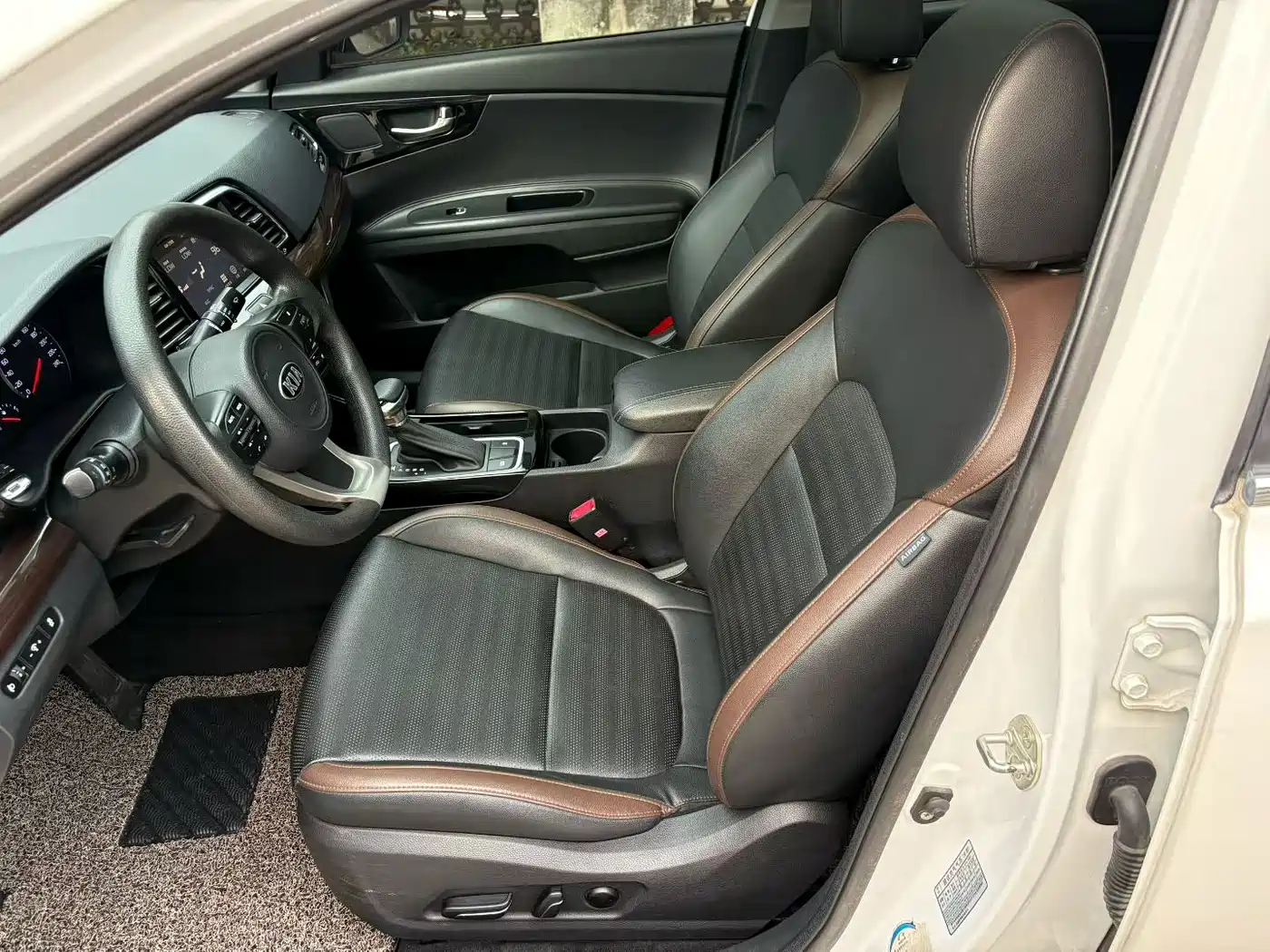 Kia Kaishen 2017 1.8L Automatic GLS фото 4