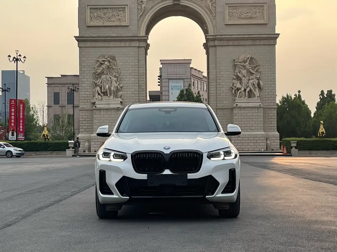 BMW iX3 2023 Leading Type фото 2