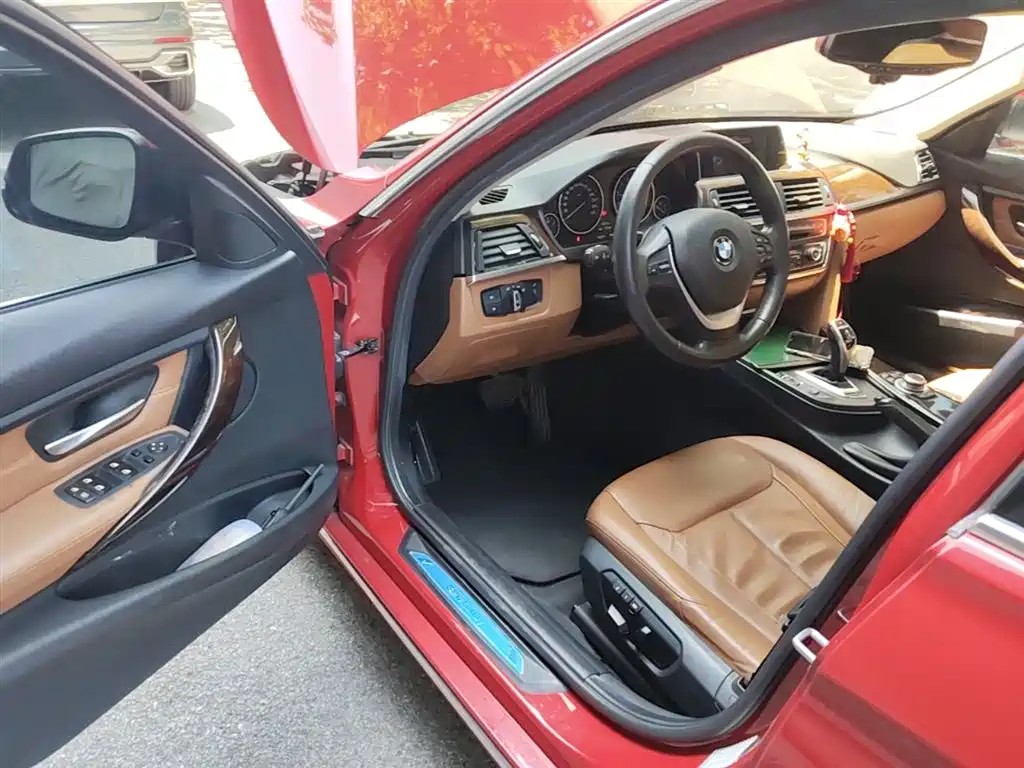BMW 3 Series 2014 320Li Luxury Design Package фото 14