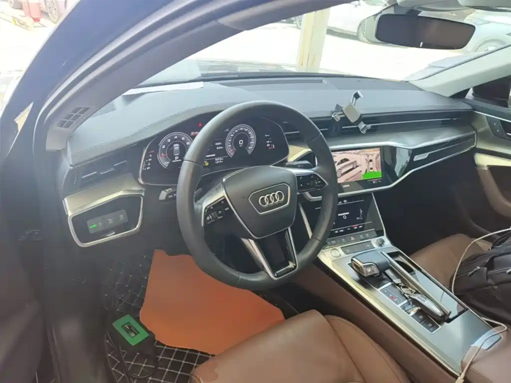 Audi A6L 2020 40 TFSI Luxury Elegance фото 10