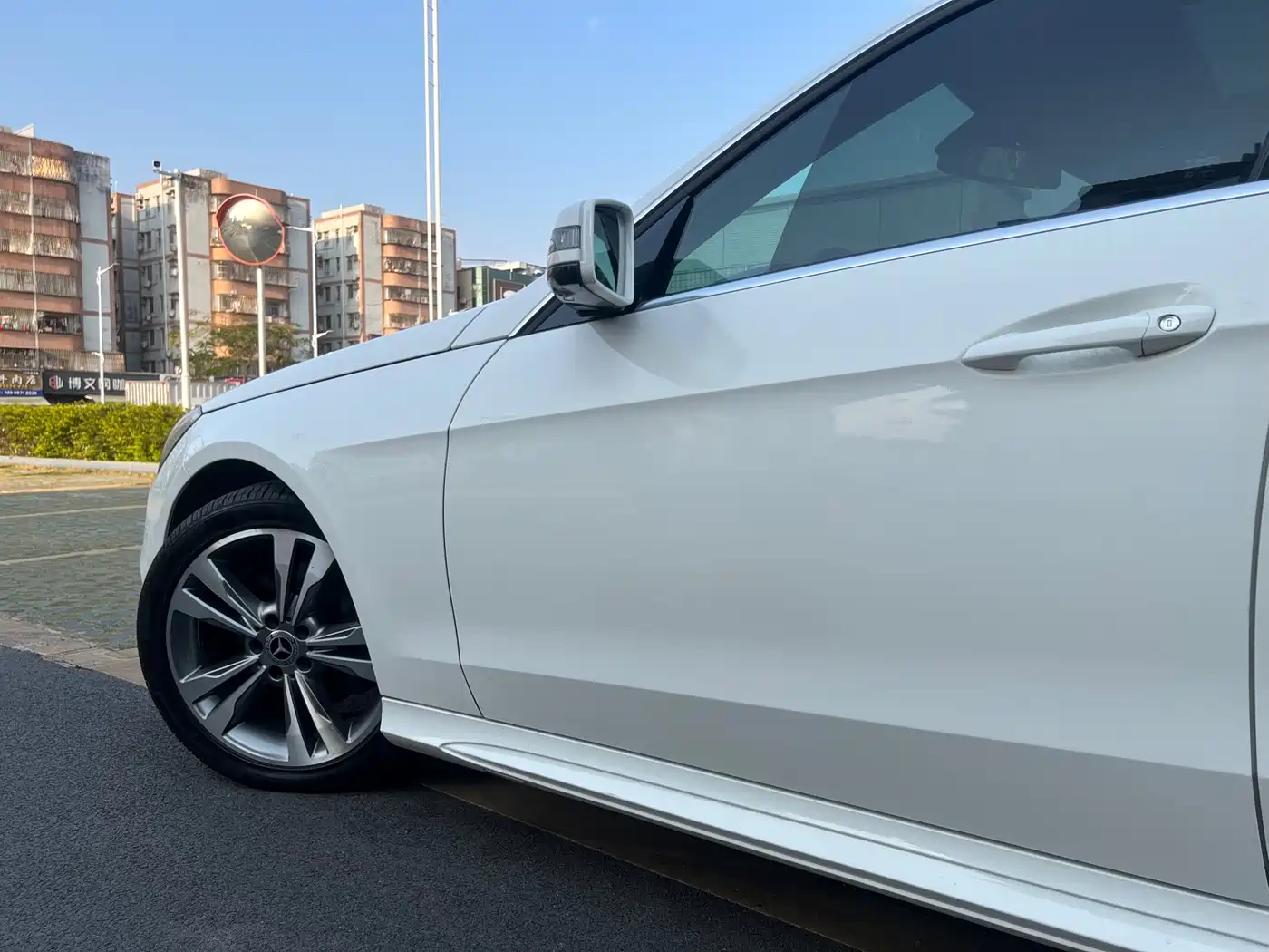 Mercedes-Benz E-Class 2015 E 260 L Sport фото 6