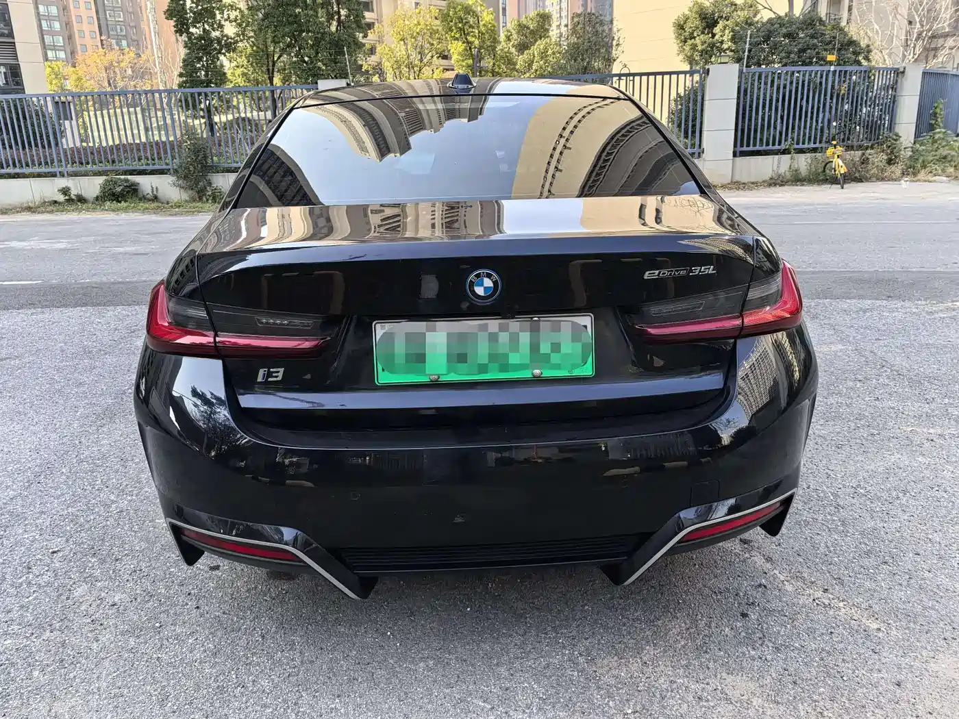 BMW i3 2024 eDrive 35 L фото 8