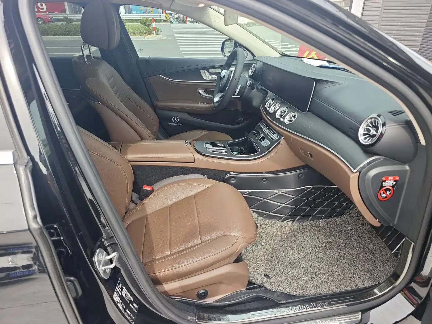 Mercedes-Benz E-Class 2020 Facelift E 300 L Fashion фото 9