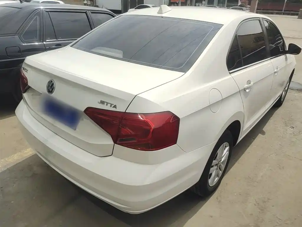 Volkswagen Jetta 2017 1.5L Manual Fashion фото 7