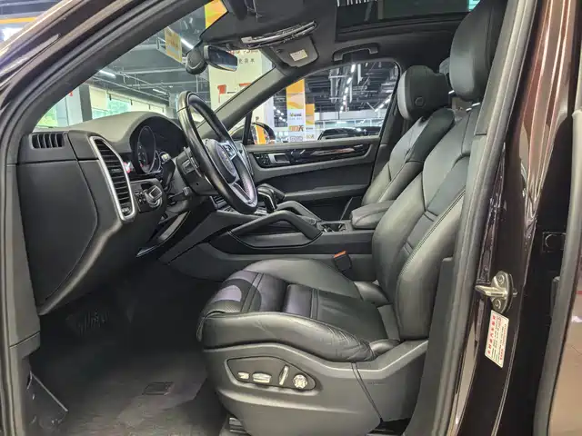 Porsche Cayenne 2019 Cayenne 3.0T — фото 4