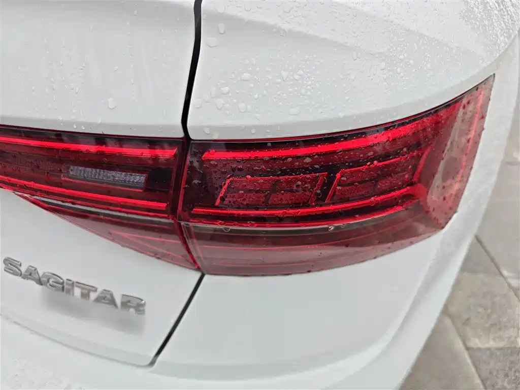 Volkswagen Sagitar 2021 280TSI DSG Surpassing Edition фото 24