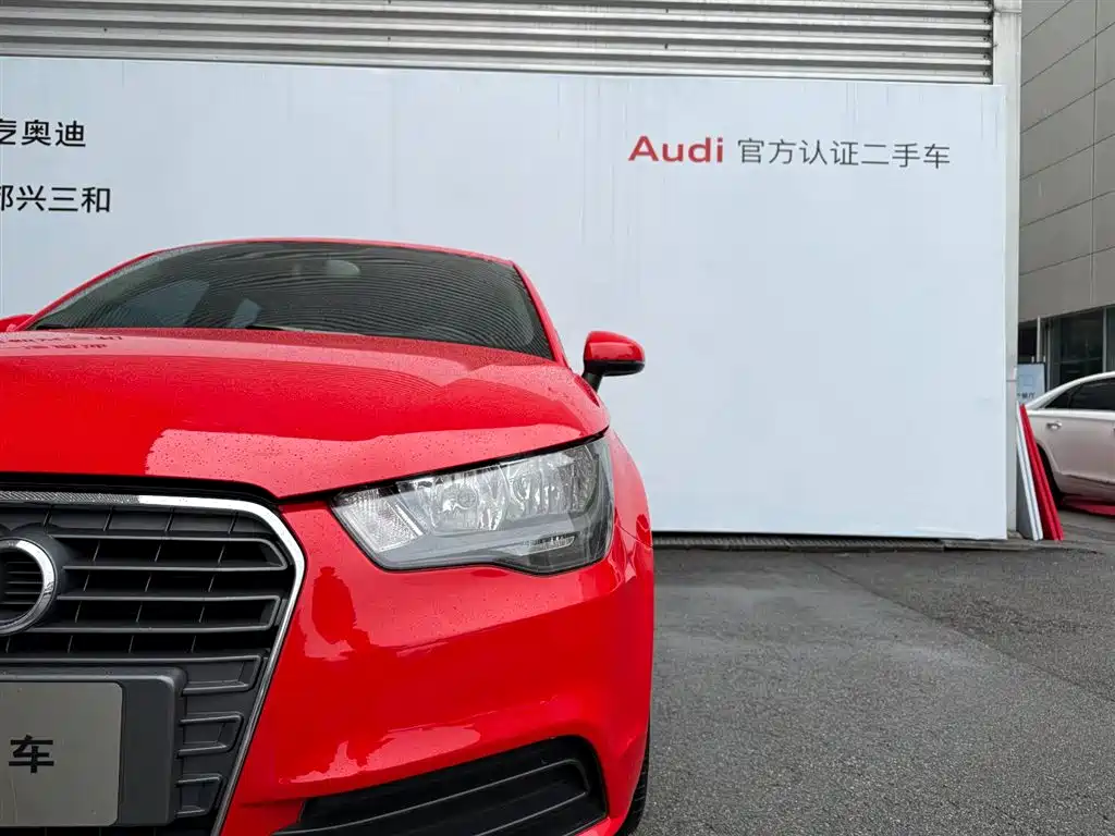 Audi A1 2014 30 TFSI Sportback Fashion фото 12
