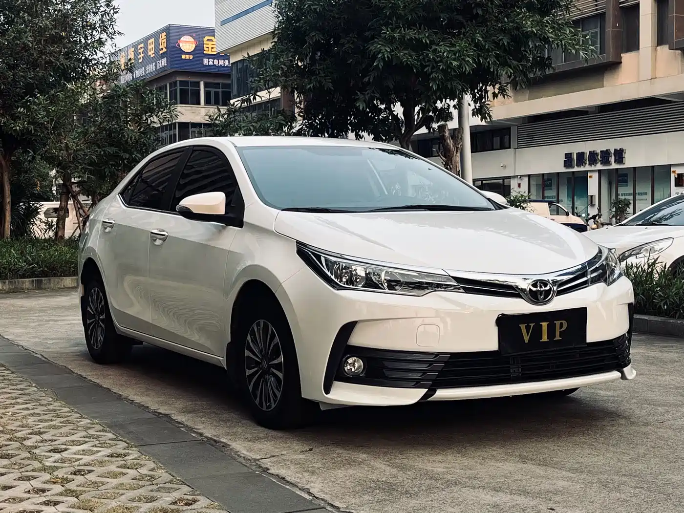 Toyota Corolla 2018 1.2T S-CVT GL Smart Edition фото 3