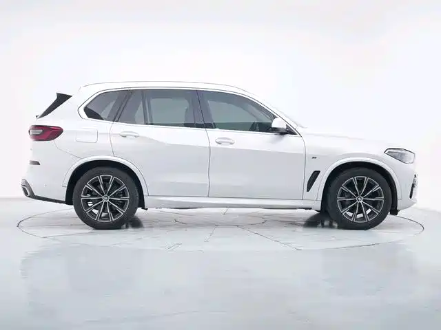 BMW X5 (Import) 2020 xDrive40i M Sport Package фото 7