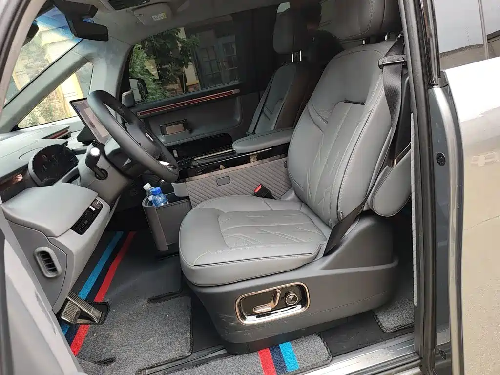ZEEKR MIX 2025 2025 Smart Driving Edition