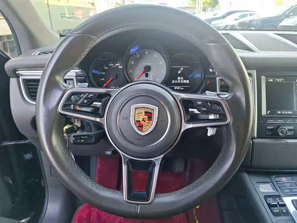 Porsche Macan 2016 Macan S 3.0T фото 11