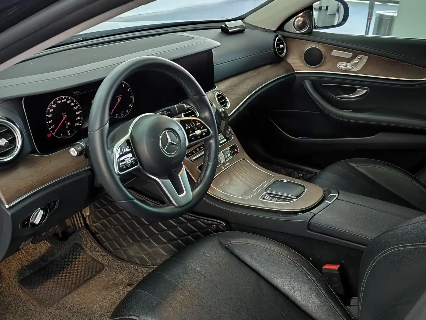 Mercedes-Benz E-Class 2019 Facelift E 300 L Fashion фото 8