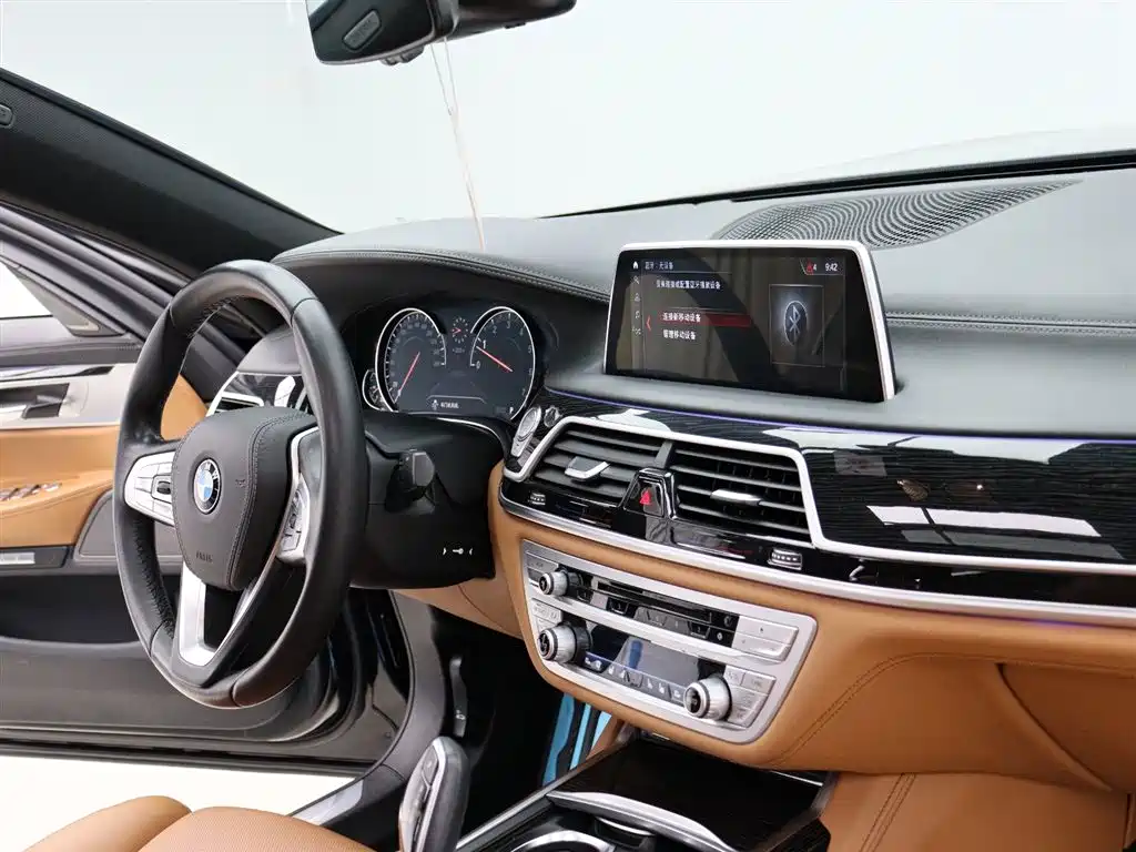 BMW 7 Series 2018 730Li Premium Type M Sport Package фото 14
