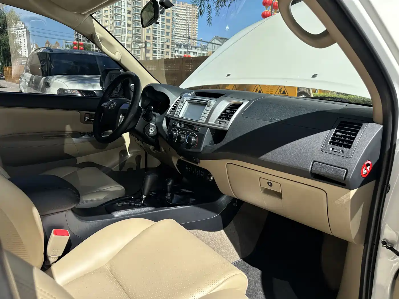Toyota Fortuner 2015 Model 2.7L Standard Edition фото 13