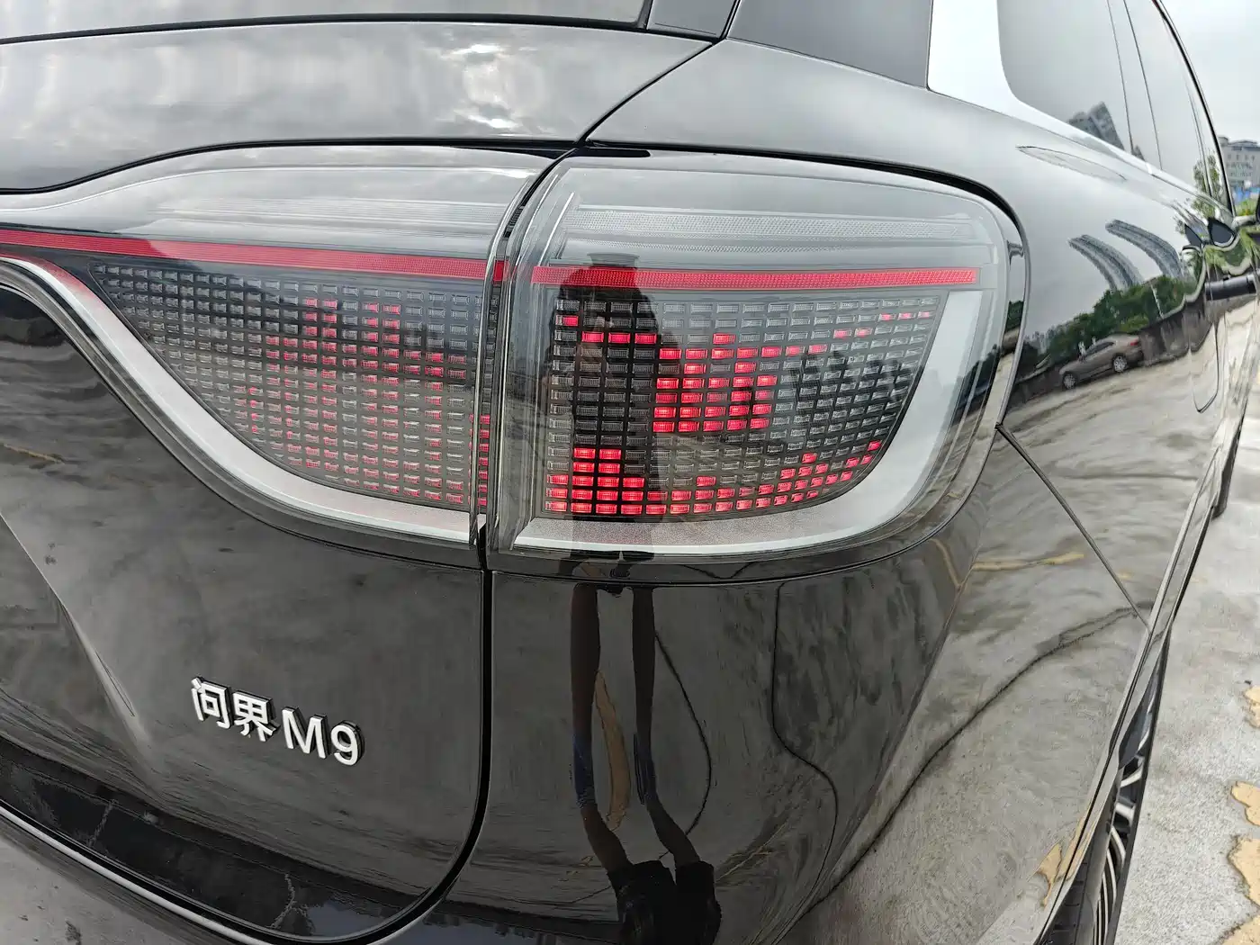 AITO Wenjie AITO M9 2024 Extended Range Ultra 42kWh 6-Seater фото 16