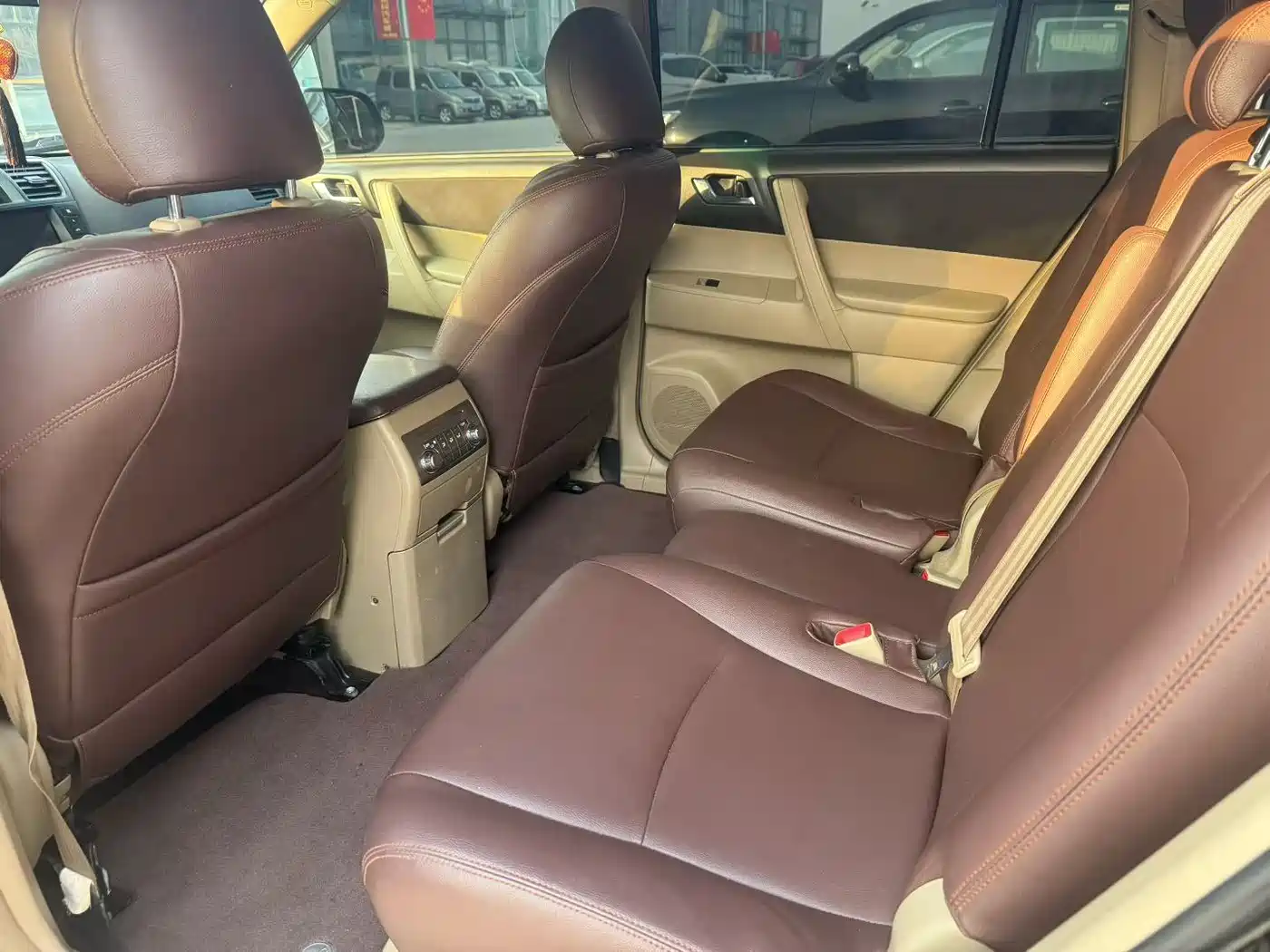 Toyota Highlander 2012 3.5L 4WD 7-Seater Elite Edition фото 9