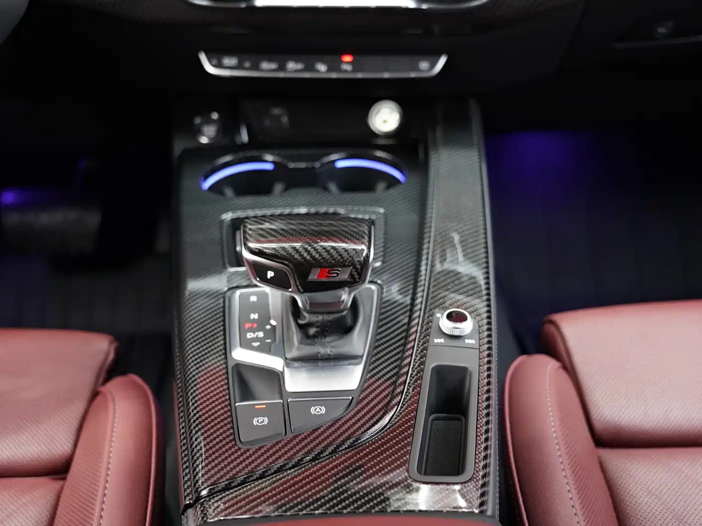 Audi A4L 2022 40 TFSI Luxury Dynamic фото 10