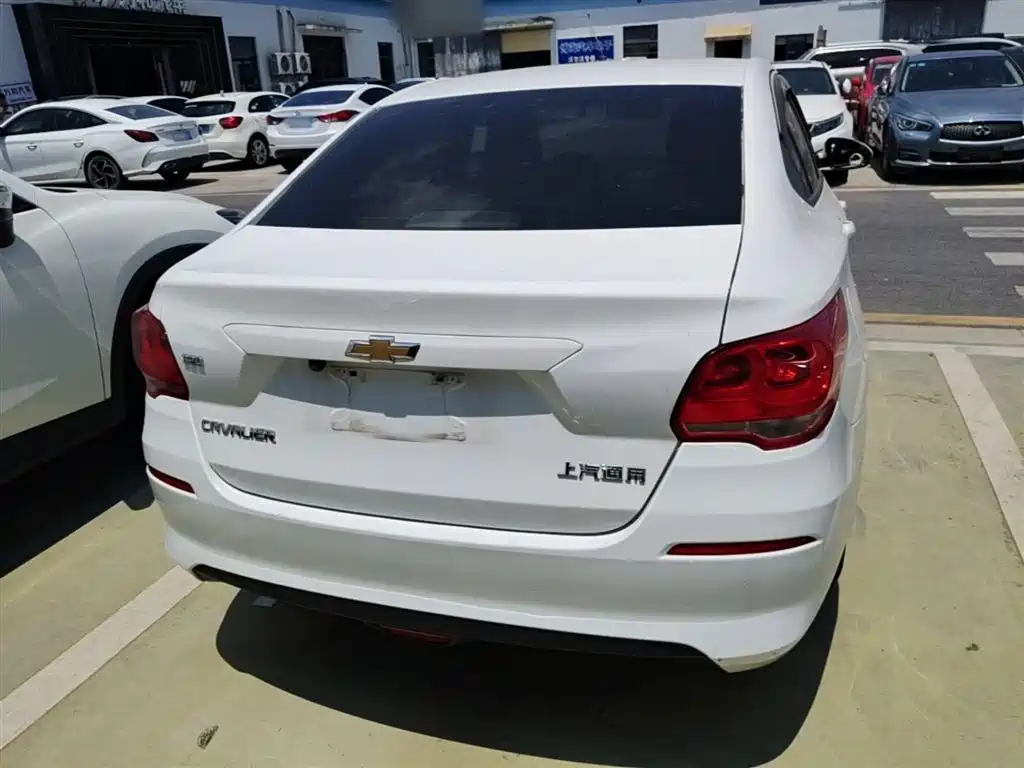 Chevrolet Cavalier 2019 320 Auto Sunroof Enjoyment Edition фото 6