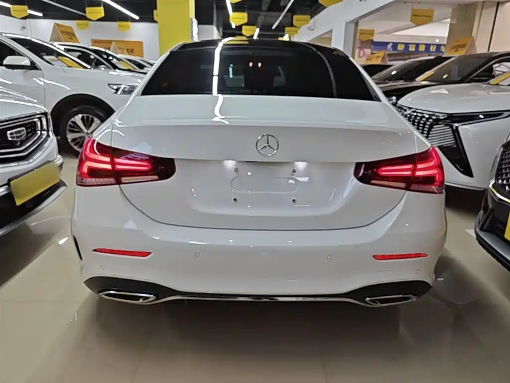 MERCEDES-BENZ CLASS A