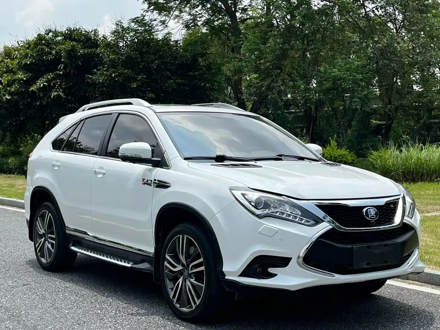 BYD Tang New Energy 2017 Model 2.0T Full-time 4WD Elegance фото 2