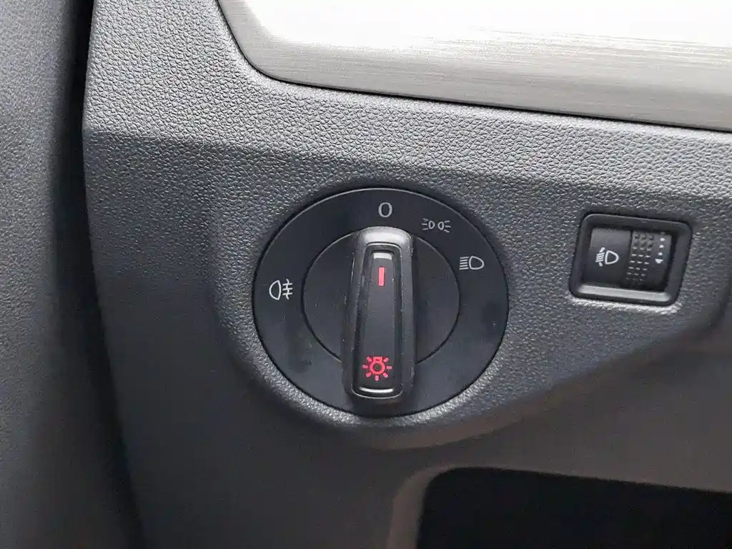 Volkswagen Lavida 2019 Lavida Start 1.5L Auto Comfort (China VI) фото 21