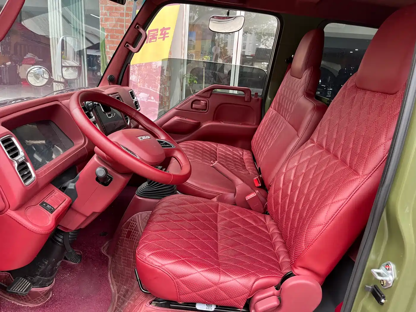 Isuzu Qingling Isuzu Light Truck 2025 2025 100P Double Row Rack Deluxe 5-Seater