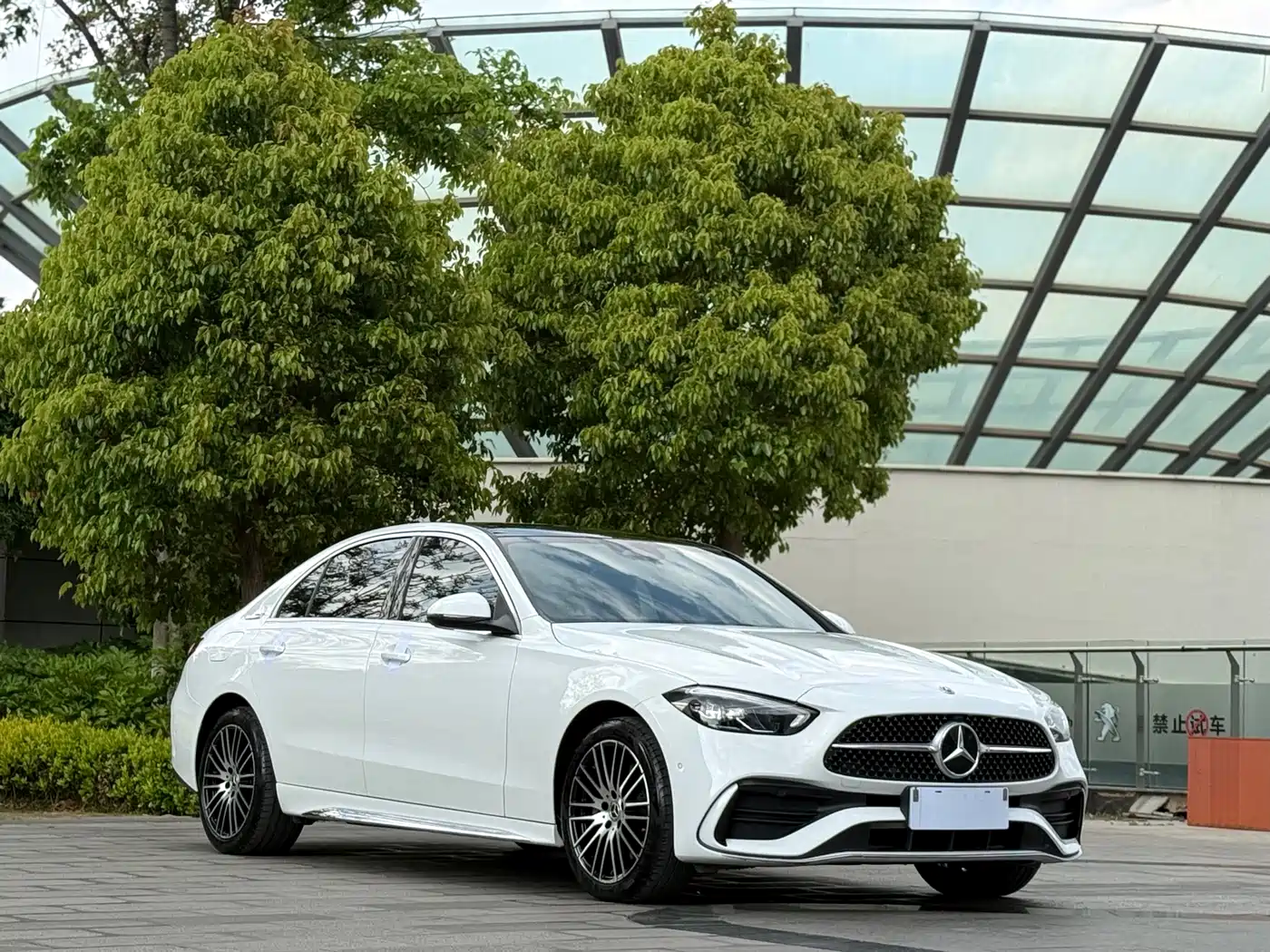 Mercedes-Benz C-Class 2023 C 260 L Sport фото 3