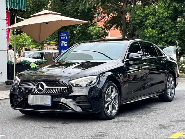 Mercedes-Benz E-Class 2021