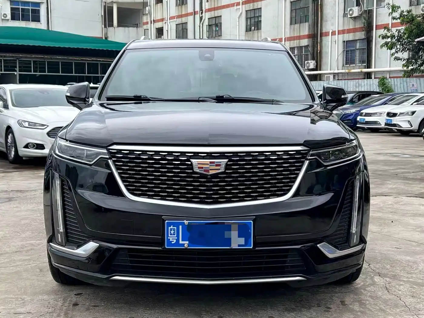 Photo 2 - Cadillac XT6