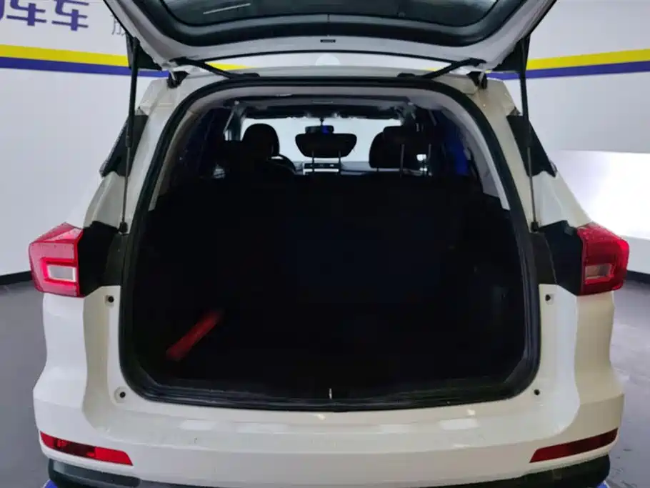 Haval M6 2018 Facelift 1.5T DCT 2WD Elite Edition фото 4