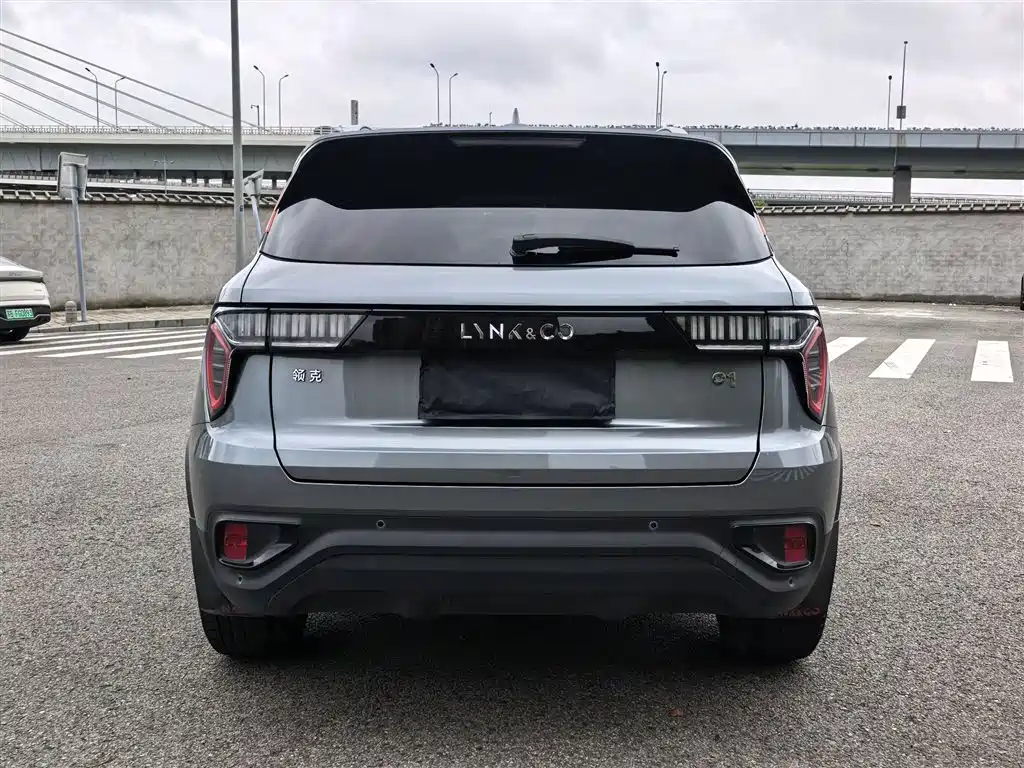 Lynk & Co 01 2019 2.0T 2WD Shine Pro Version China VI фото 25
