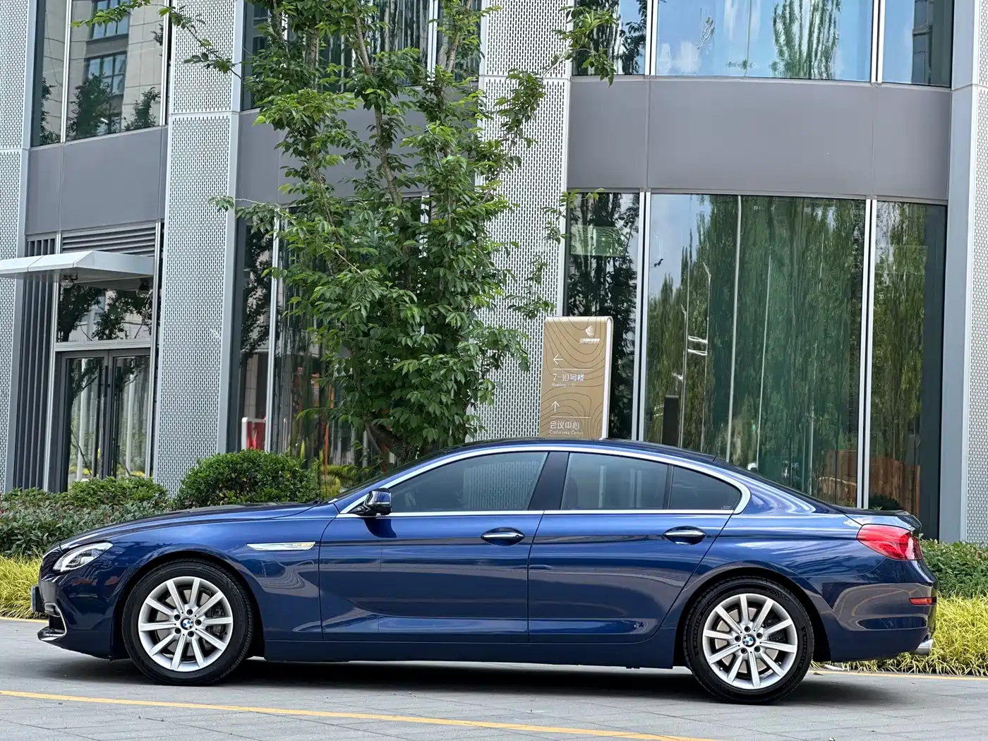 BMW 6 Series 2016 640i Gran Coupe фото 4