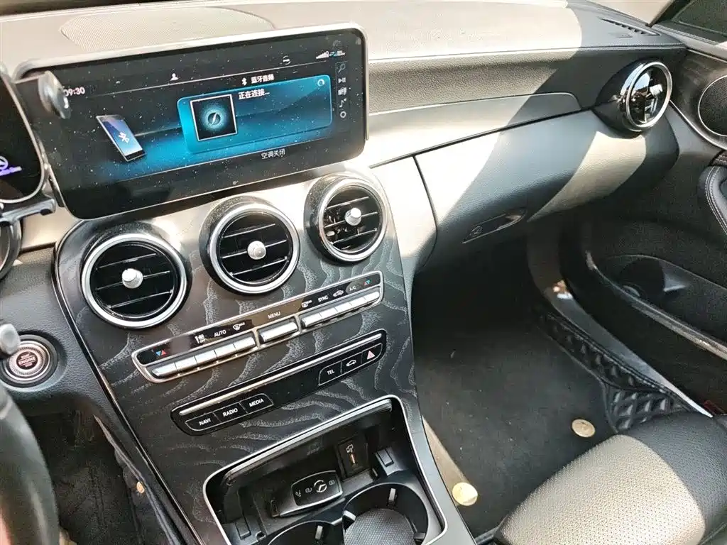 Mercedes-Benz C-Class 2019 C 260 L Sport фото 6